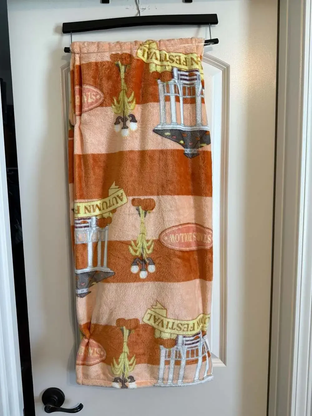 Gilmore Girls Hollow Autumn Festival Gazebo Plush Throw Blanket 50in x 70in